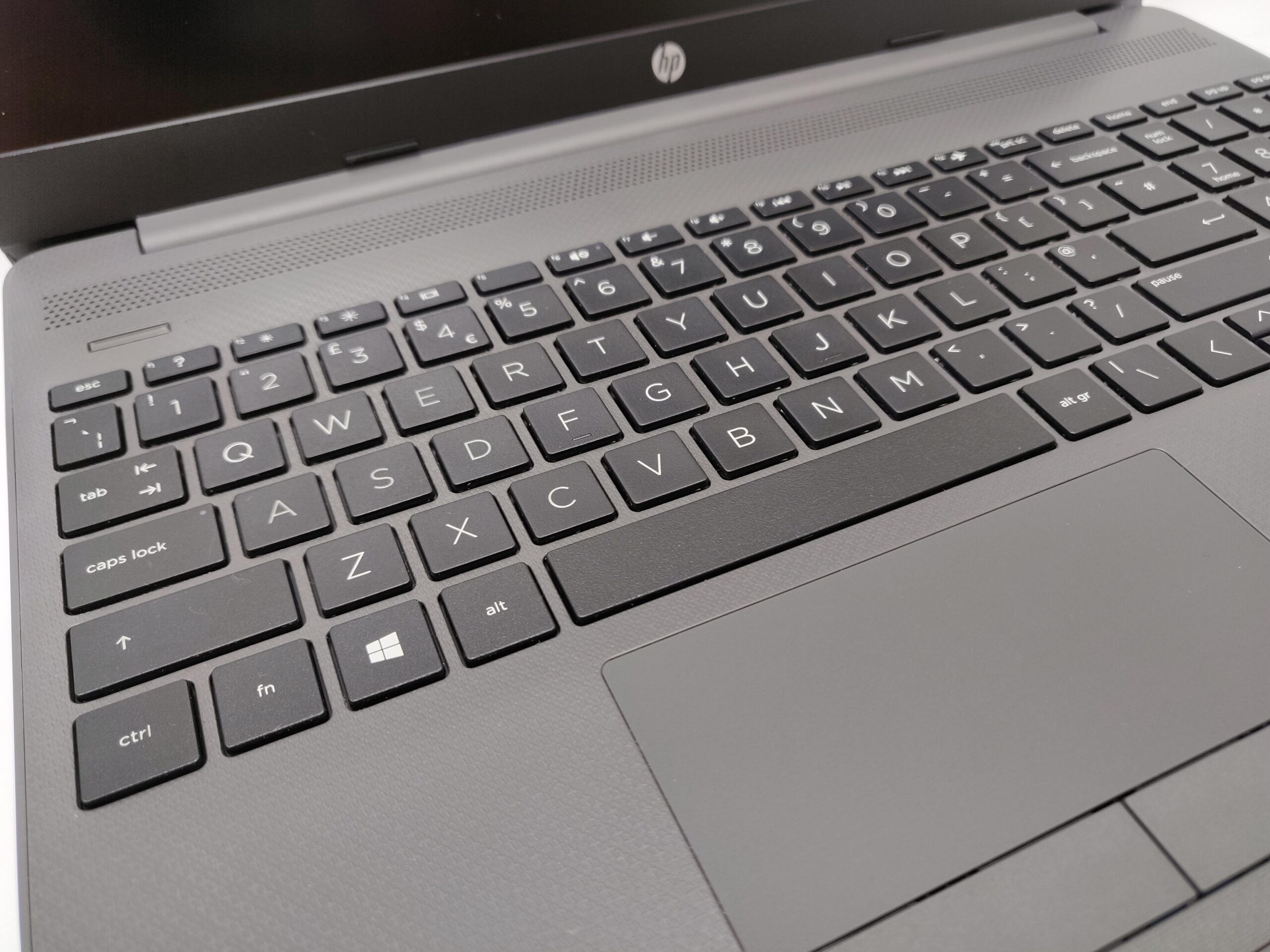 HP 250 G8 i5 10th Gen 8gb 256gb 15.6” Full HD - Image 3