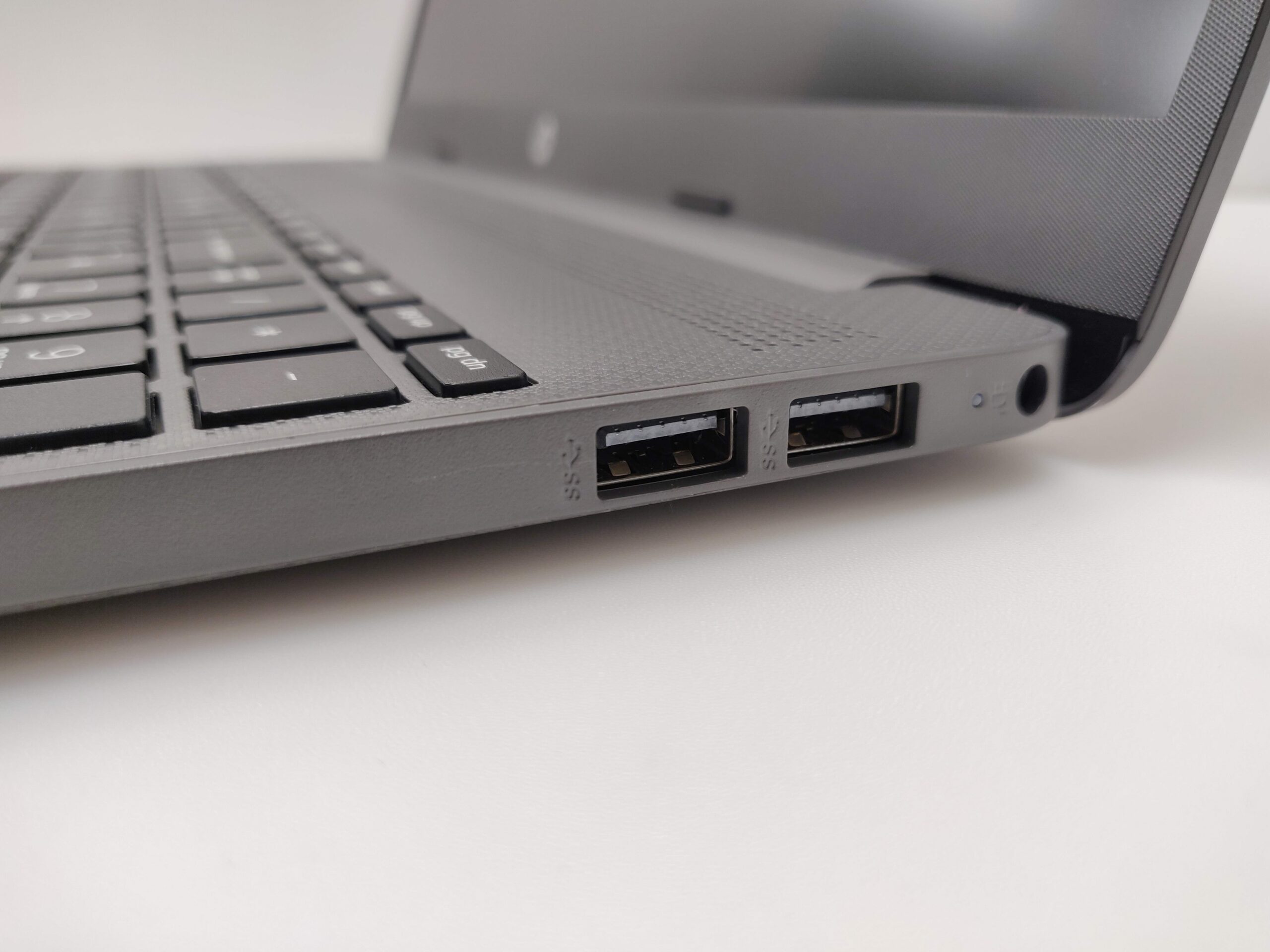 HP 250 G8 i5 10th Gen 8gb 256gb 15.6” Full HD - Image 4