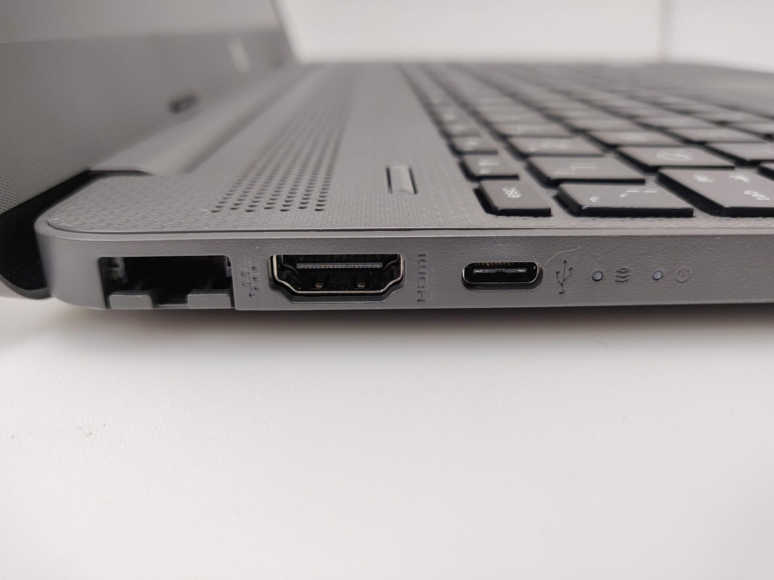 HP 250 G8 i5 10th Gen 8gb 256gb 15.6” Full HD - Image 6