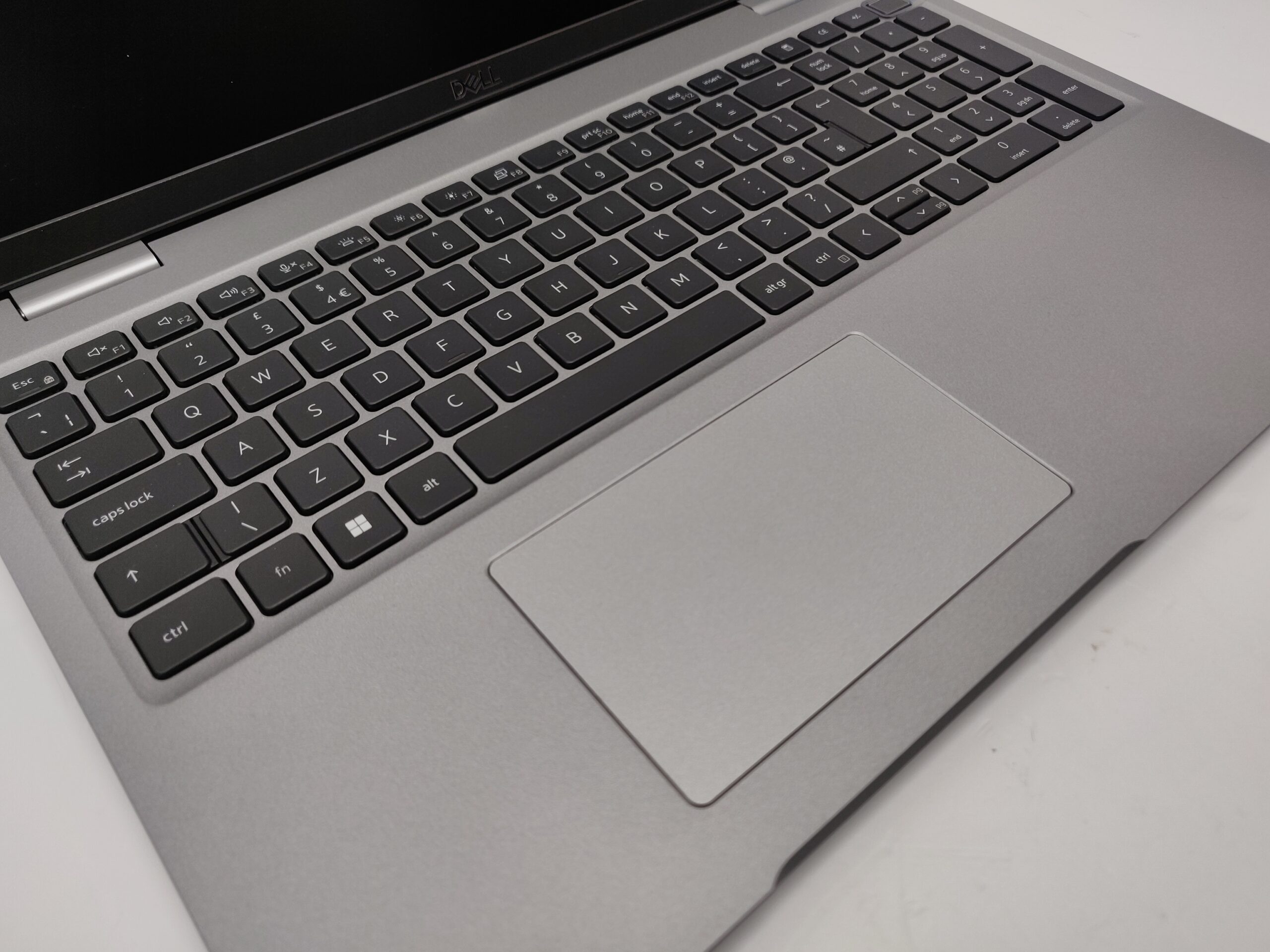 Dell Latitiude 5530 i7 1265U 16gb 512gb - Image 4