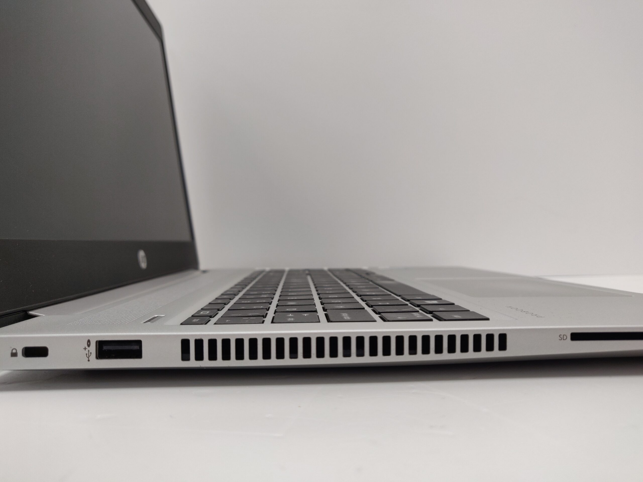 HP 450 G6 i7 8565U 16gb 256gb Windows 11 - Image 4