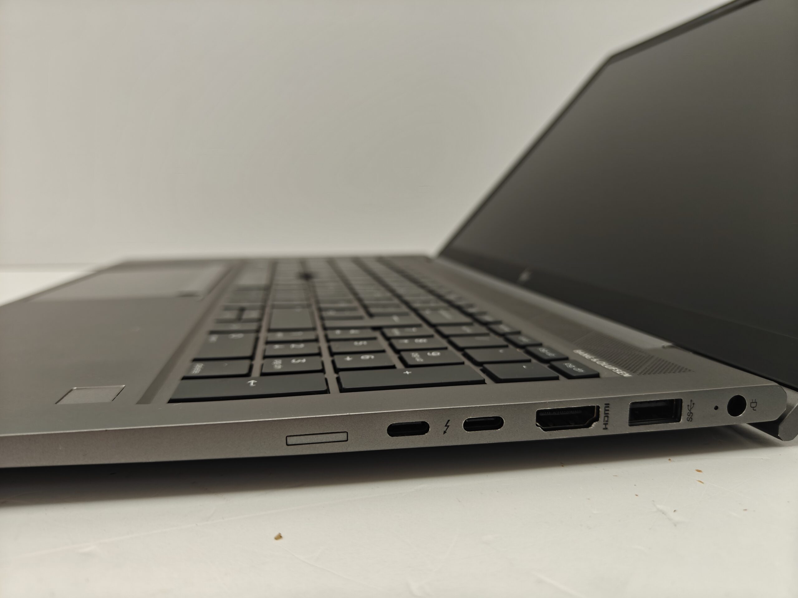 HP ZBook Firefly i7 10510U 16gb 512gb Windows 11 - Image 7