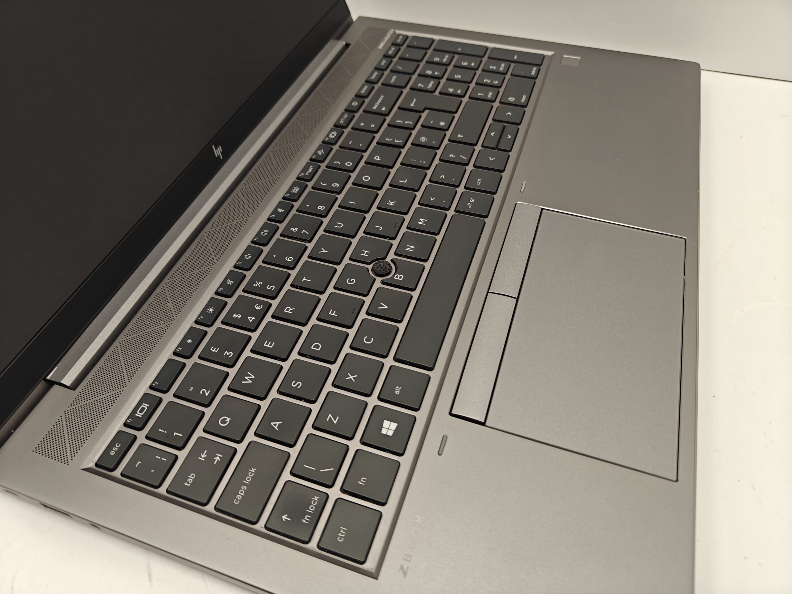 HP ZBook Firefly 15 G8 i7 1165G7 16gb 512gb windows 11 - Image 6