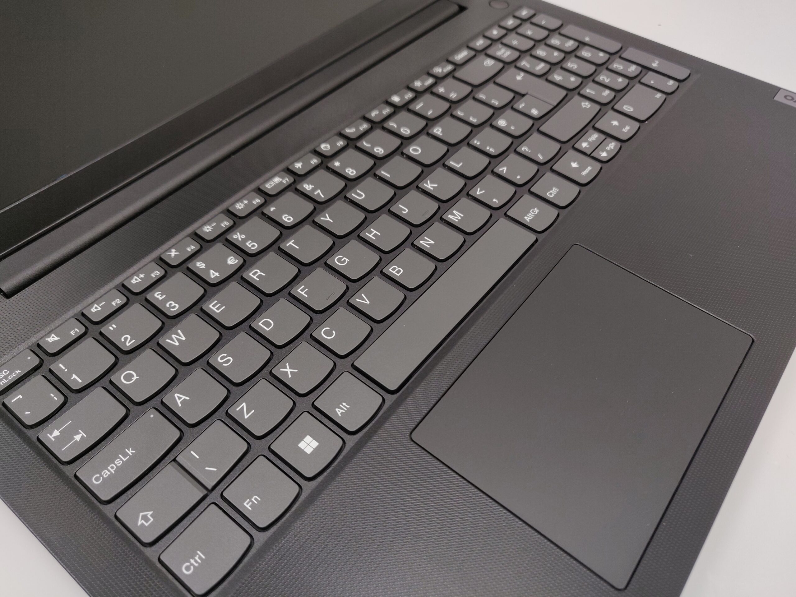 Lenovo V15 G2 i5 1135G7 8GB 512GB Full HD Windows 11 - Image 6